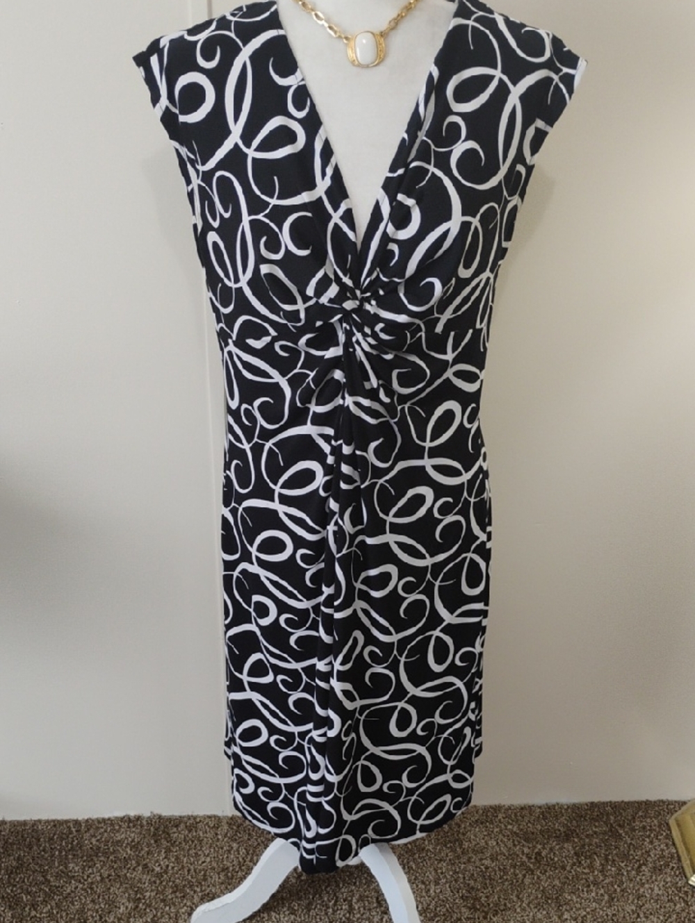 London Times Black & White Twist-Front Midi Dress